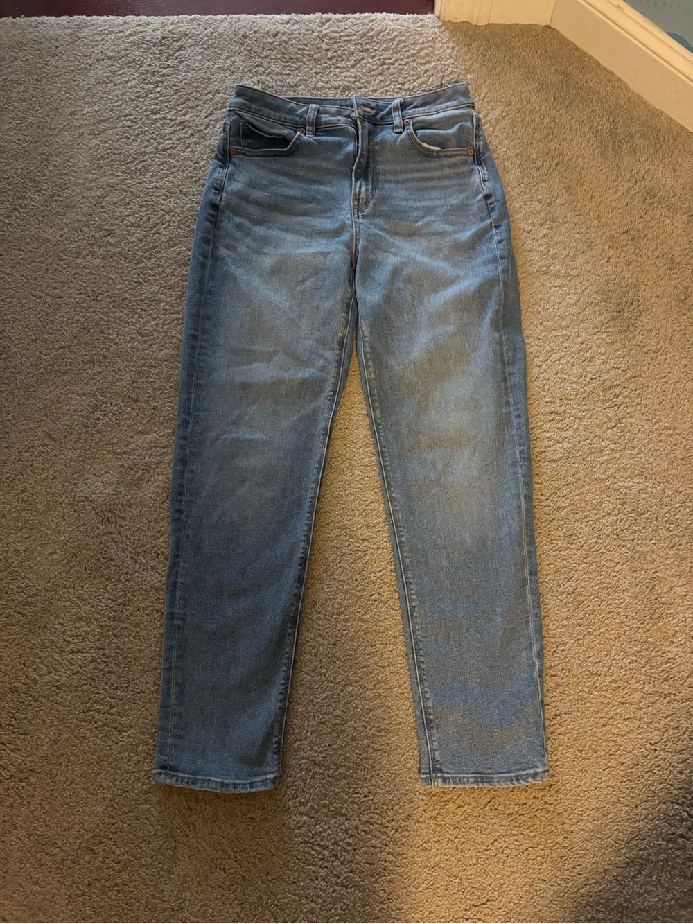 American Eagle Outfitters Light Blue Denim Jeans - Straight Rise